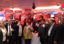 Palestinian conference in Berlin dedicated to prisoners, takes the #SaltWaterChallenge to support hunger strike